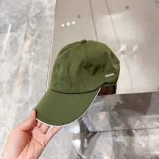 Loro Piana Caps